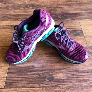 Mizuno wave enigma 5